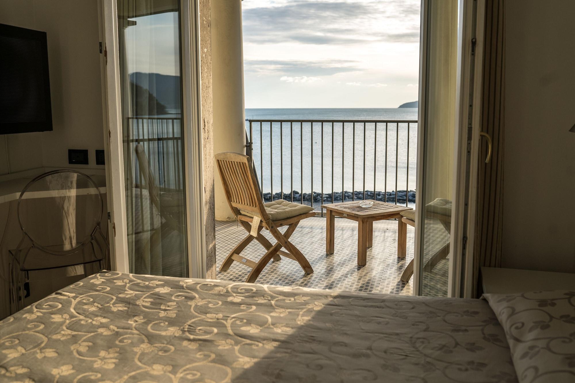 Hotel Venere Azzurra Lerici Exterior foto